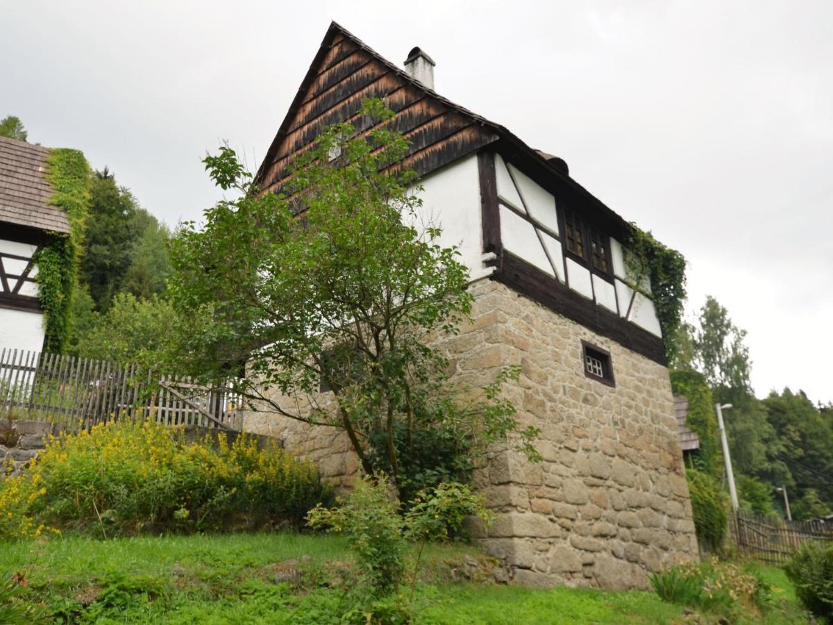 Vintage Holiday Home in Nejdek Buitenkant foto